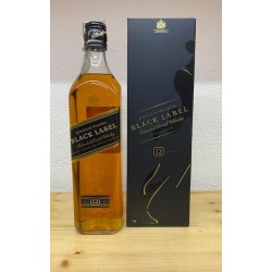 Johnnie Walker 12 years Black Label Blended Scotch Whisky
